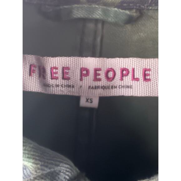 NEW FREE PEOPLE Seize The Day Green Camo Print Utility Jacket Size XS - Picture 6 of 8